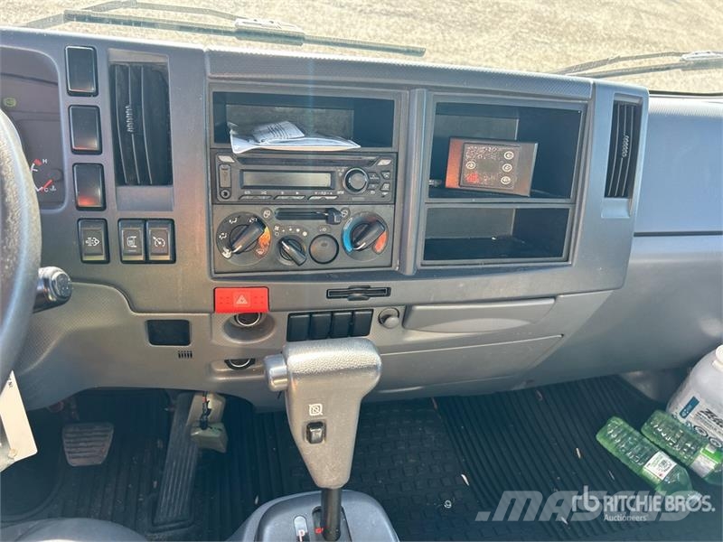 Isuzu NPR Vilkikai šaldytuvai