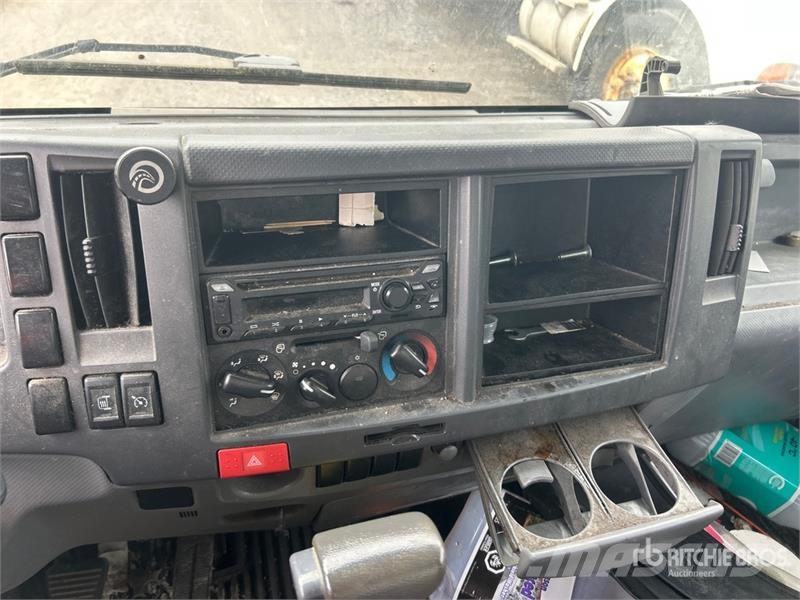 Isuzu NPR Каросерии