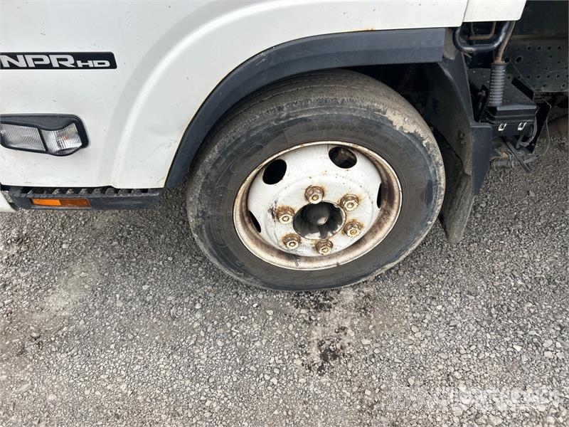 Isuzu NPR Φορτηγά Κόφα