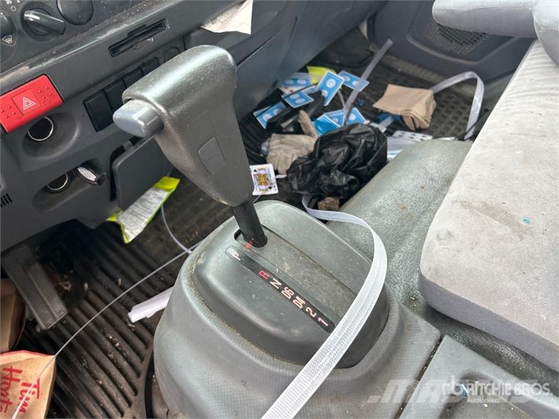 Isuzu NPR Φορτηγά Κόφα
