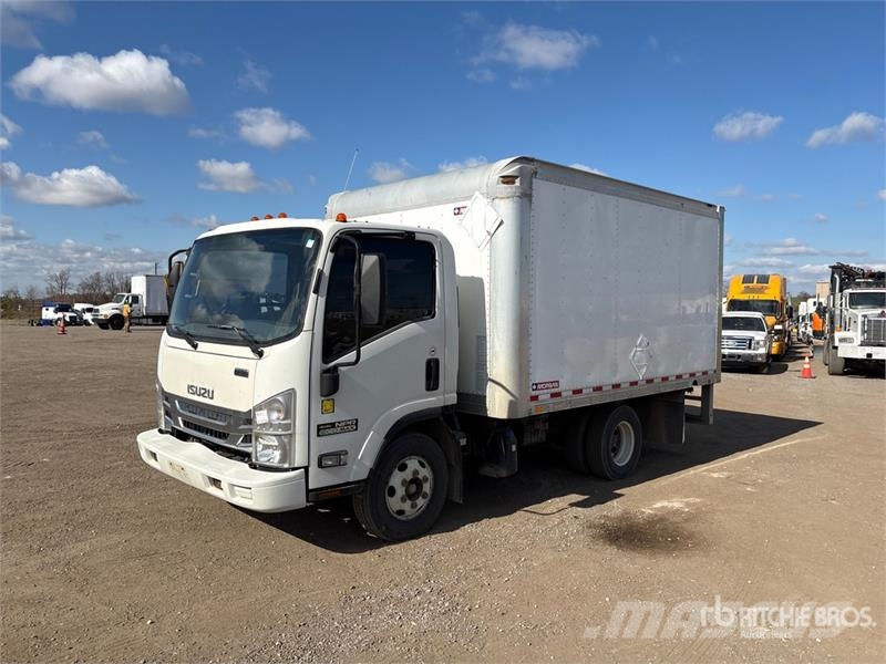 Isuzu NPR Samochody ciężarowe ze skrzynią zamkniętą