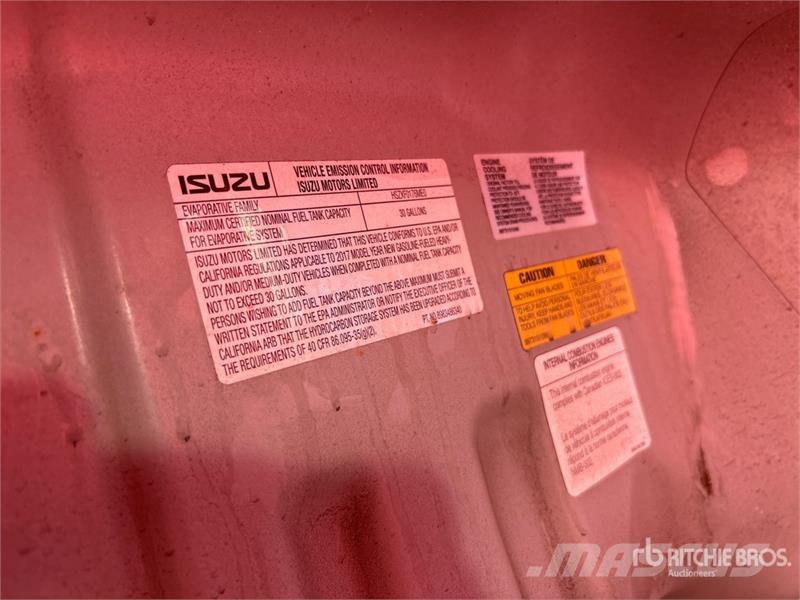 Isuzu NPR Sanduk kamioni