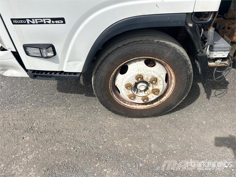 Isuzu NPR Каросерии