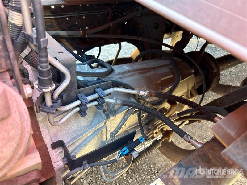 Isuzu NPR Sanduk kamioni