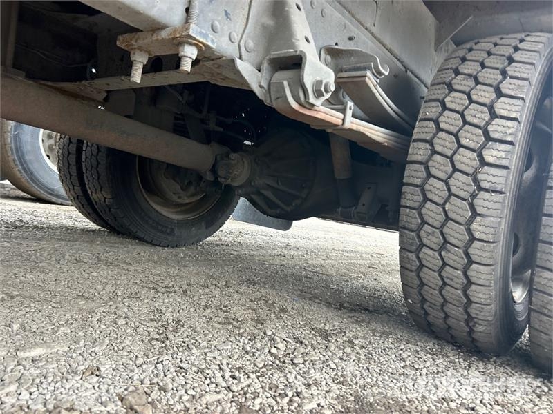 Isuzu NPR Φορτηγά Κόφα