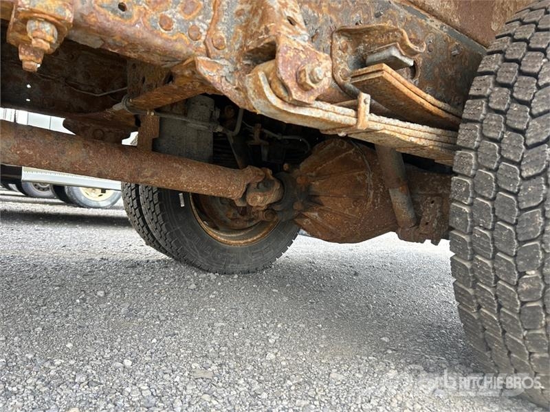 Isuzu NPR Каросерии