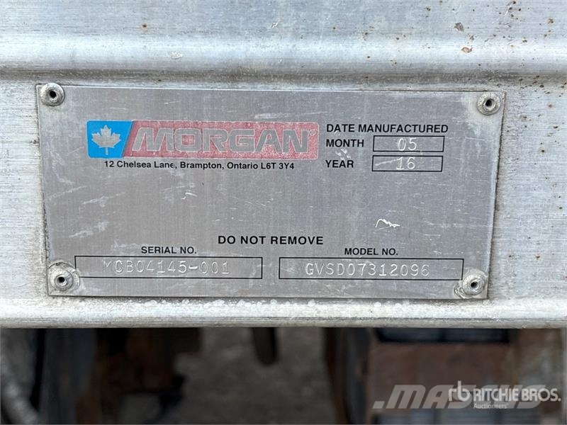 Isuzu NPR Samochody ciężarowe ze skrzynią zamkniętą