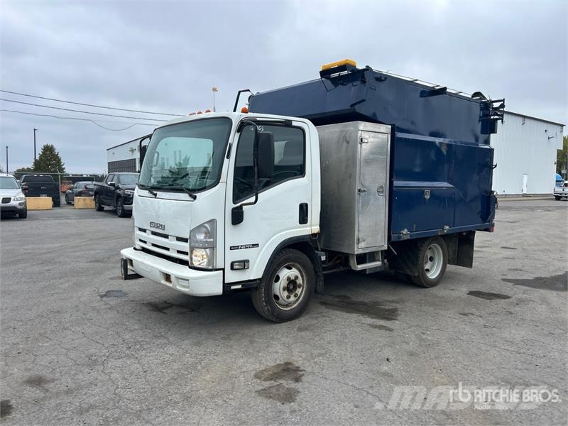 Isuzu NPR 4x2 Chipper Truck Kamioni za piljevinu