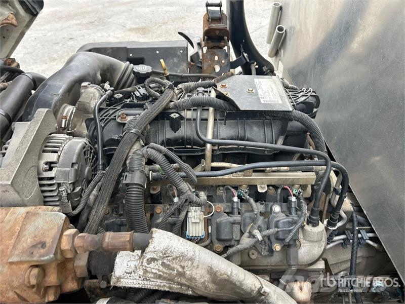 Isuzu NPR 4x2 Chipper Truck Kamioni za piljevinu