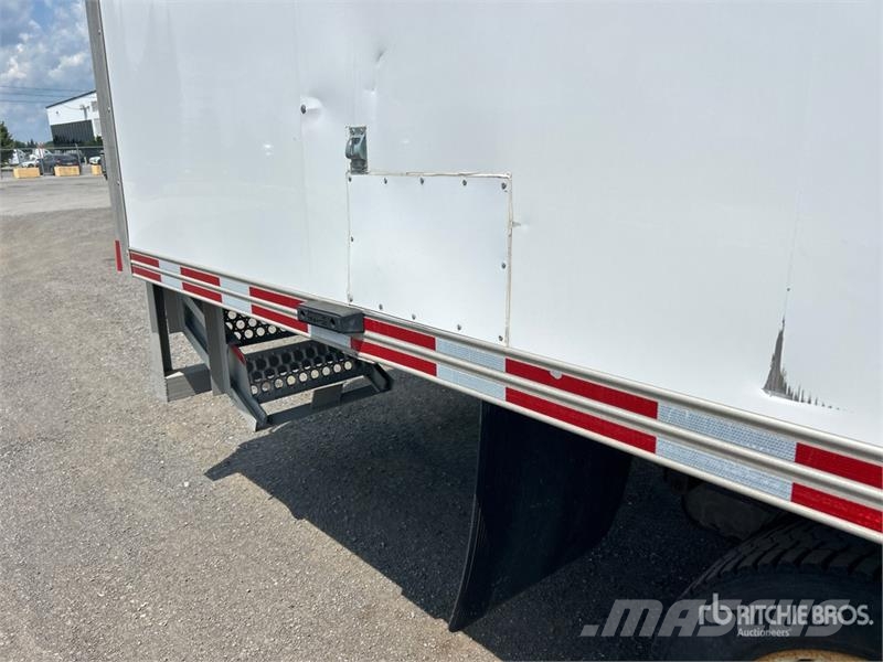 Isuzu NPR EFI 4x2 Van Truck 탑차 트럭