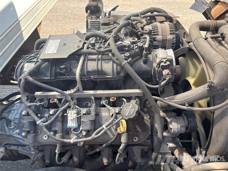 Isuzu NPR EFI 4x2 Van Truck 탑차 트럭