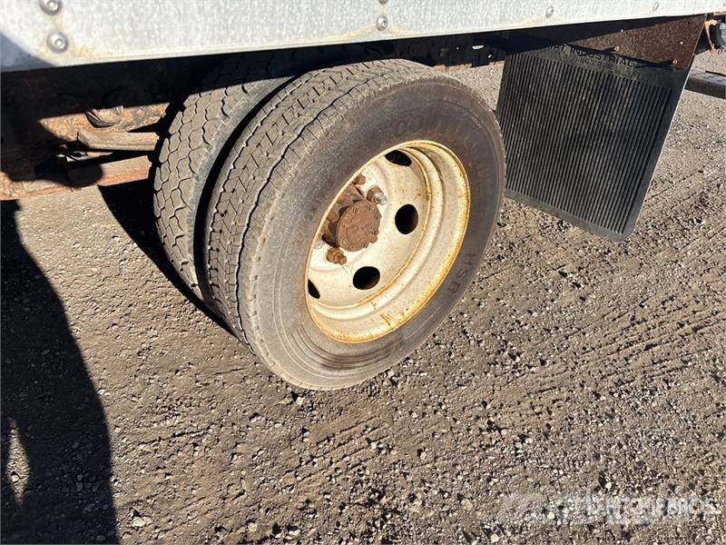 Isuzu NPR HD Sanduk kamioni