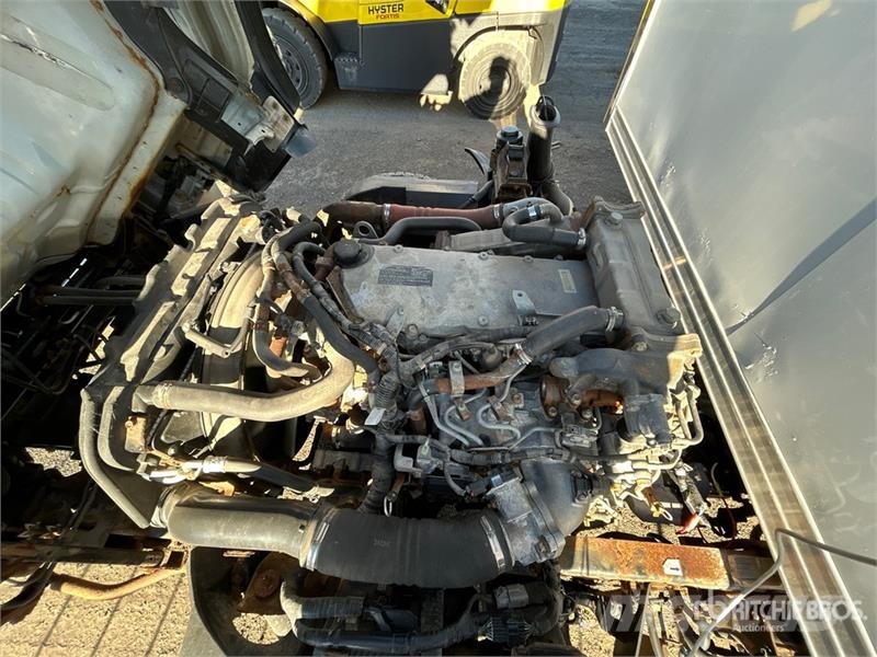 Isuzu NPR HD Sanduk kamioni