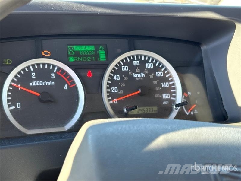 Isuzu NPR HD Sanduk kamioni