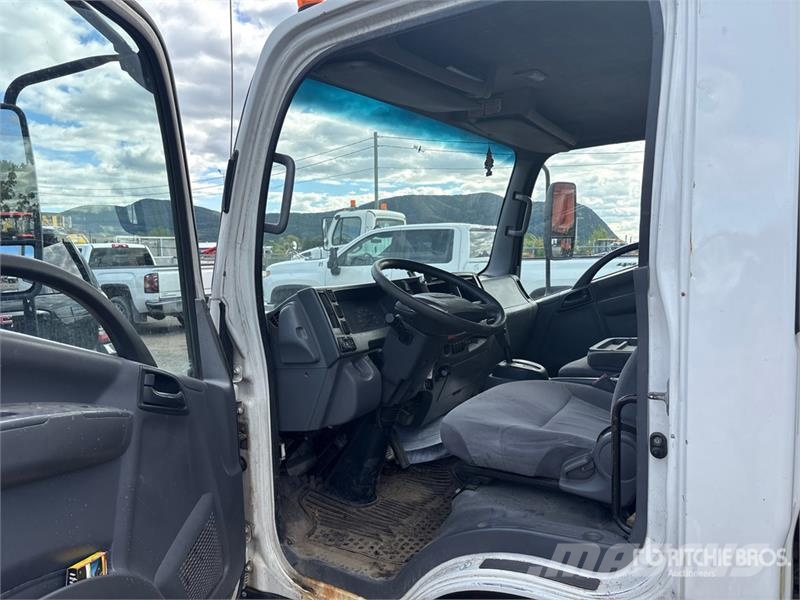 Isuzu NPR HD Каросерии