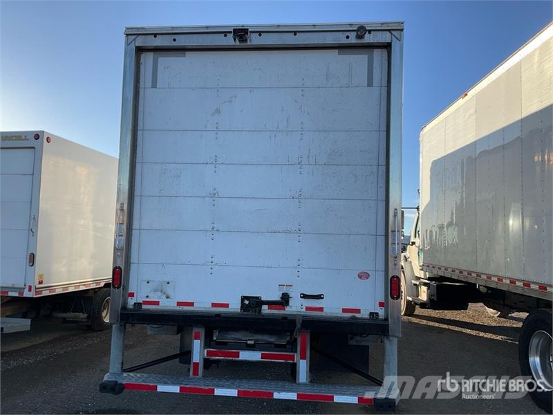 Isuzu NPR-XD 4x2 Van Truck Skriňová nadstavba
