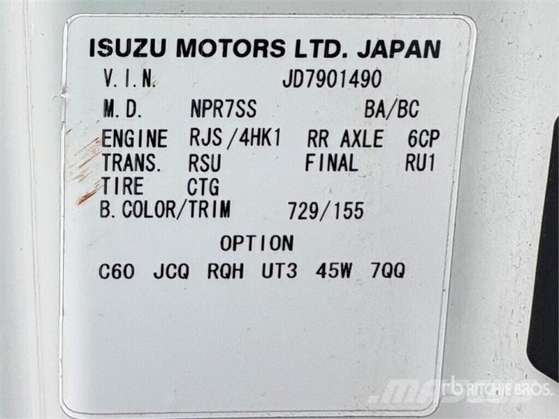 Isuzu NPR-XD 4x2 Van Truck Tovornjaki zabojniki