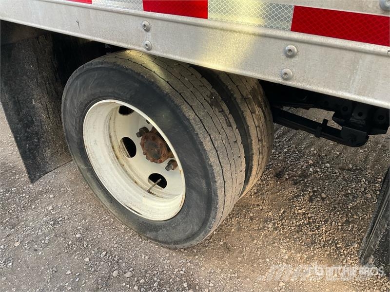 Isuzu NPR-XD 4x2 Van Truck Skriňová nadstavba