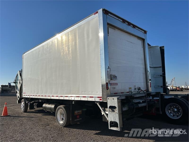Isuzu NRR Temperature controlled trucks