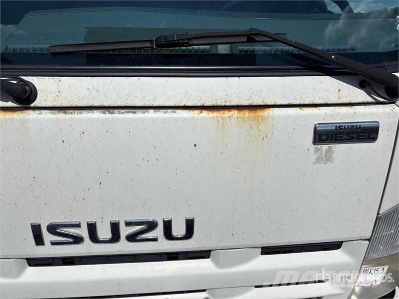 Isuzu NRR مركبات إصلاح الأعطال