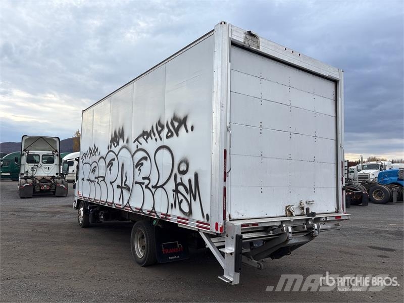 Isuzu NRR Box trucks