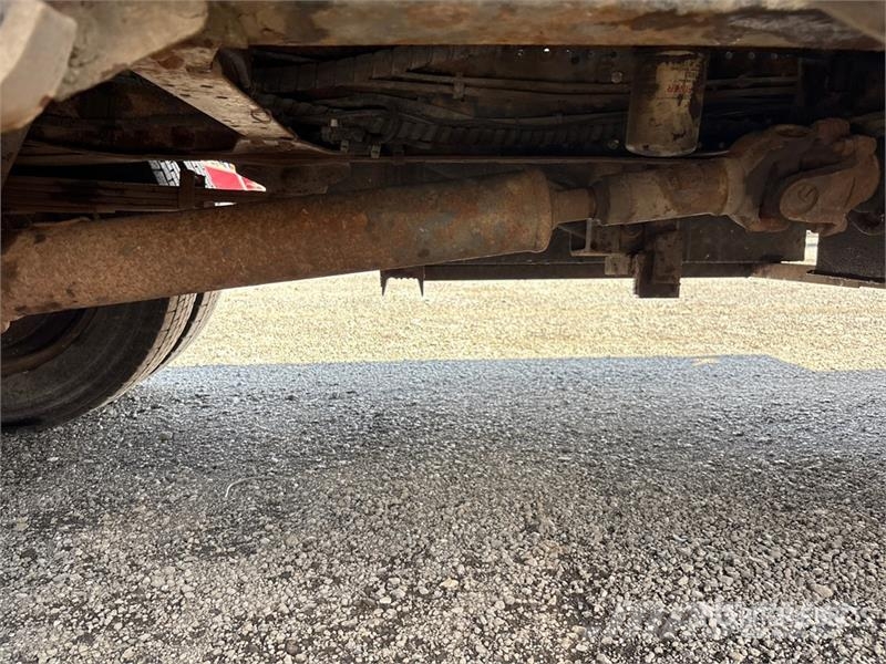 Isuzu NRR مركبات إصلاح الأعطال