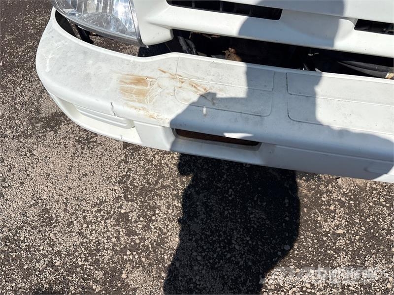 Isuzu NRR مركبات إصلاح الأعطال