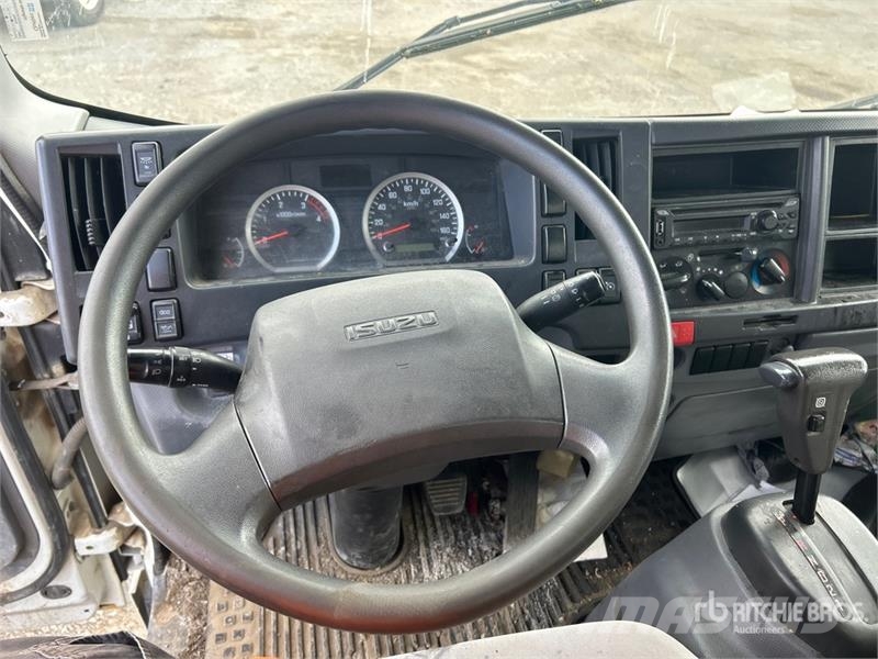 Isuzu NRR Каросерии