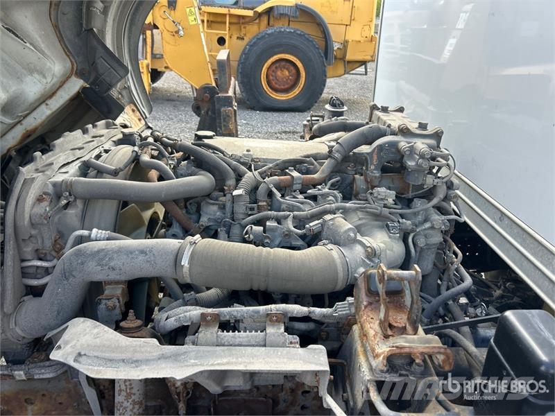 Isuzu NRR Каросерии