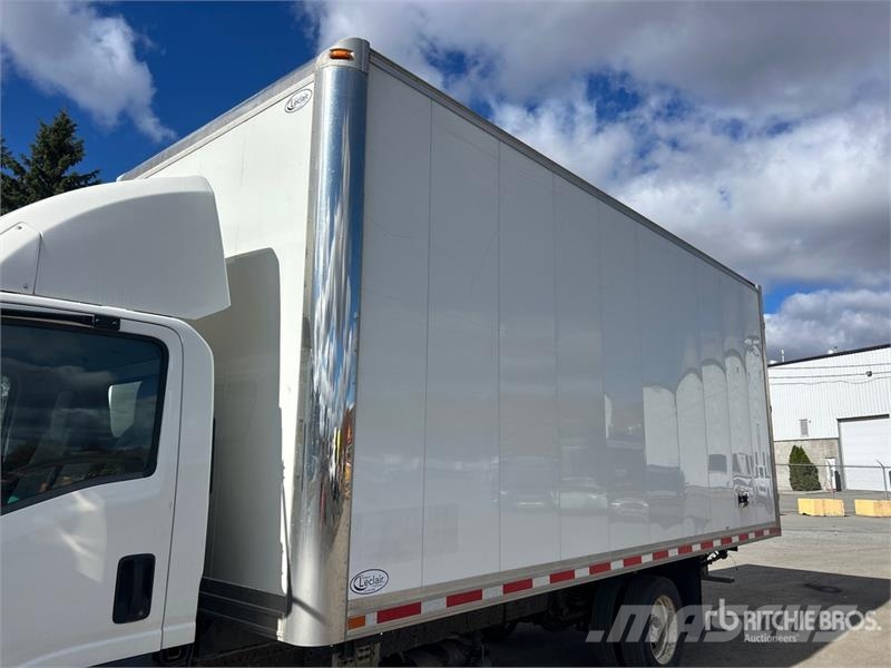 Isuzu NRR Kofferaufbau