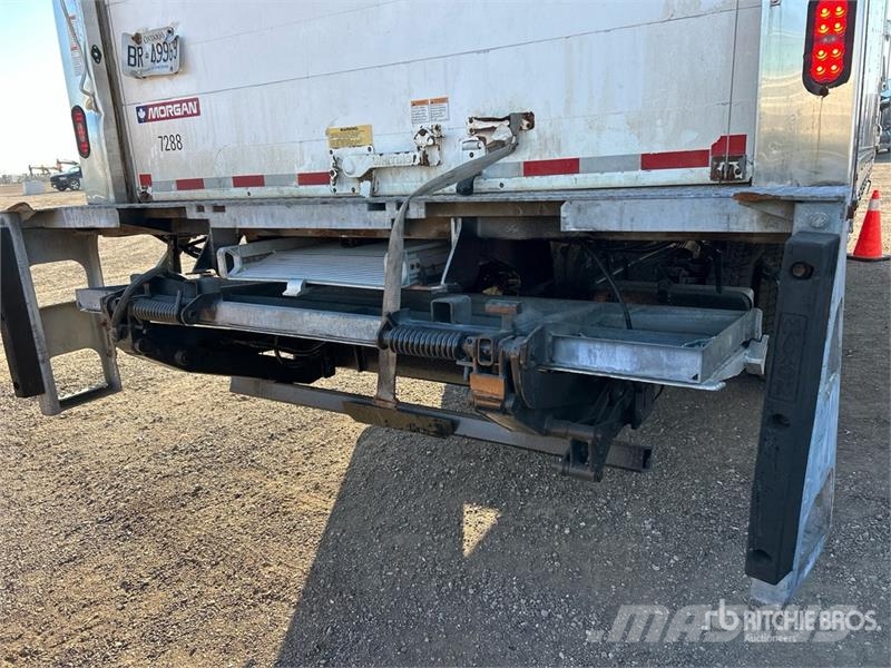 Isuzu NRR Temperature controlled trucks