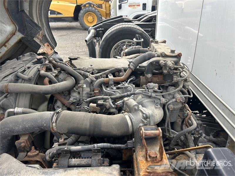 Isuzu NRR Каросерии