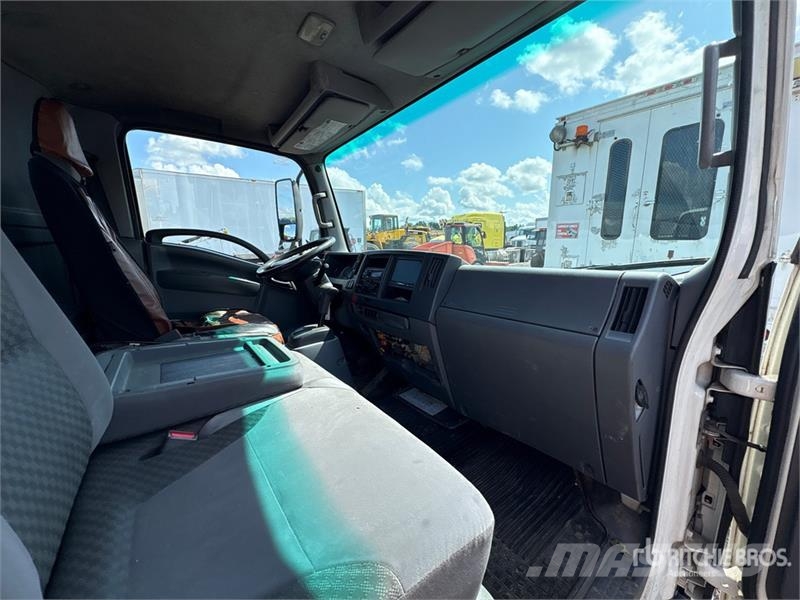 Isuzu NRR مركبات إصلاح الأعطال