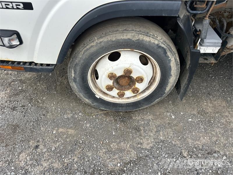 Isuzu NRR Каросерии
