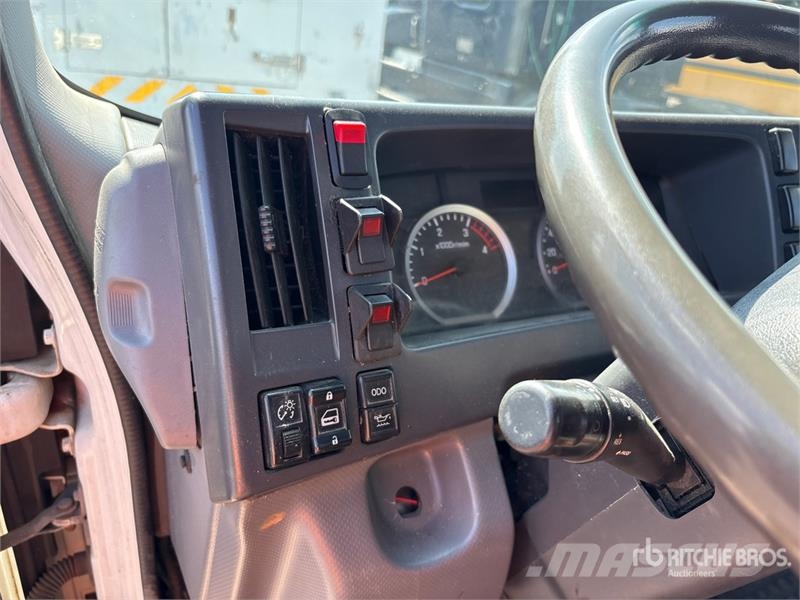 Isuzu NRR مركبات إصلاح الأعطال