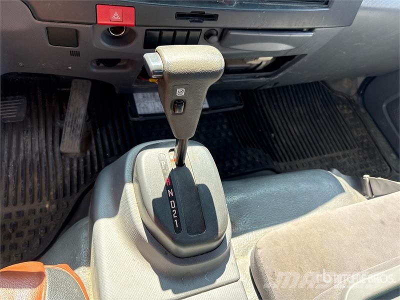 Isuzu NRR مركبات إصلاح الأعطال