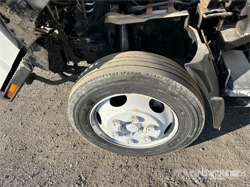 Isuzu NRR Temperature controlled trucks