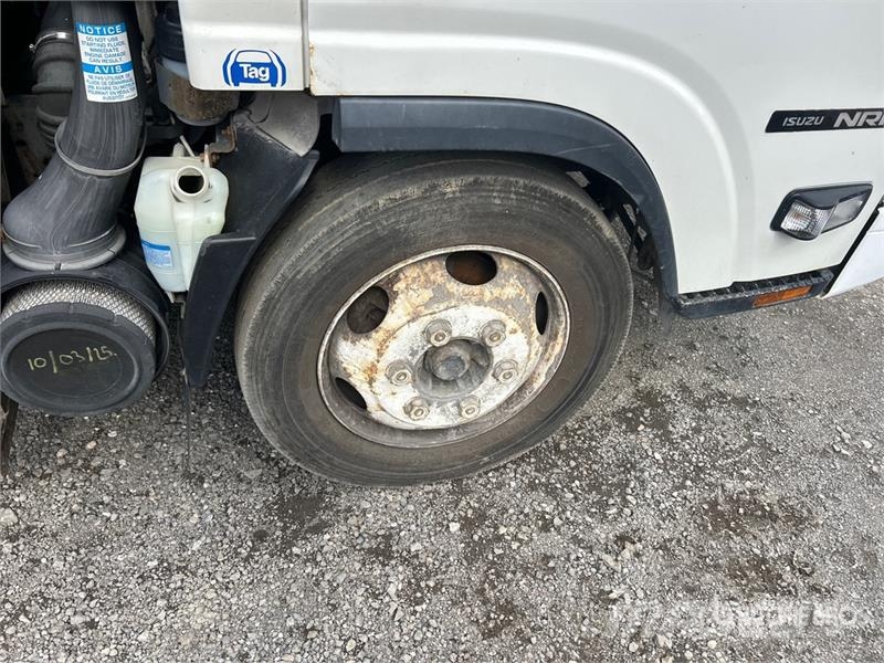 Isuzu NRR Каросерии