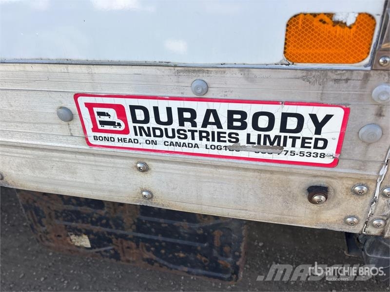 Isuzu NRR Sunkvežimiai su dengtu kėbulu