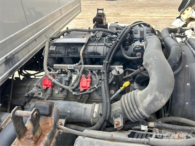 Isuzu NRR Kofferaufbau