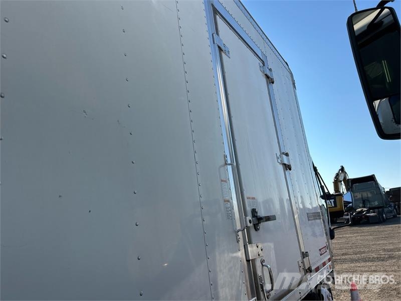 Isuzu NRR Temperature controlled trucks