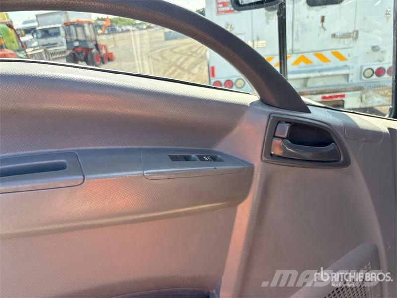 Isuzu NRR مركبات إصلاح الأعطال