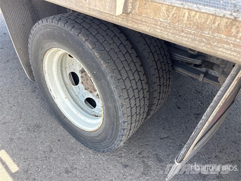 Isuzu NRR 4x2 Flatbed Truck Planbiler