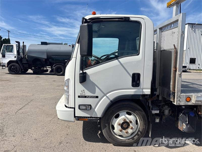 Isuzu NRR 4x2 Flatbed Truck Planbiler