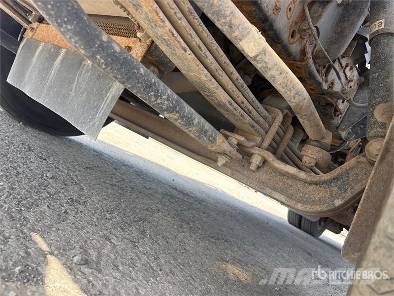 Isuzu NRR 4x2 Flatbed Truck Planbiler