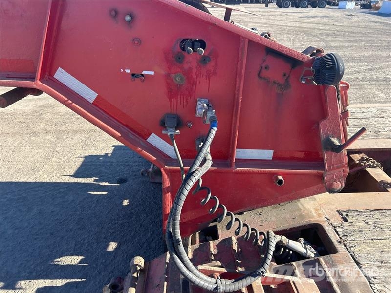 J.C. Trailer Quad/A Removable Gooseneck Lowboy Trailer Low loaders