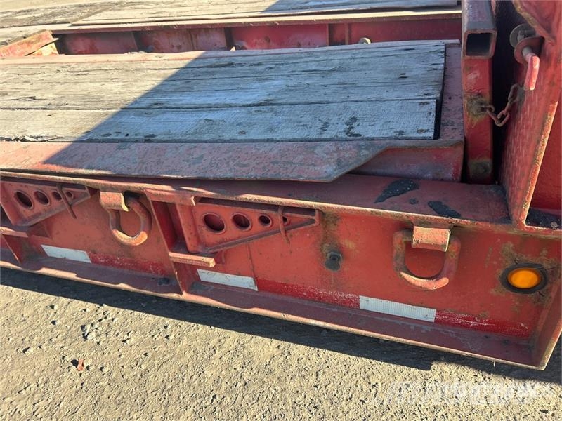 J.C. Trailer Quad/A Removable Gooseneck Lowboy Trailer Low loaders