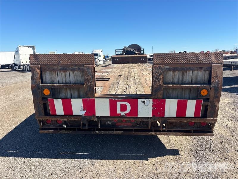 J C Trailers 55 ft Quad/A Step Deck Trailer Niski utovarivači