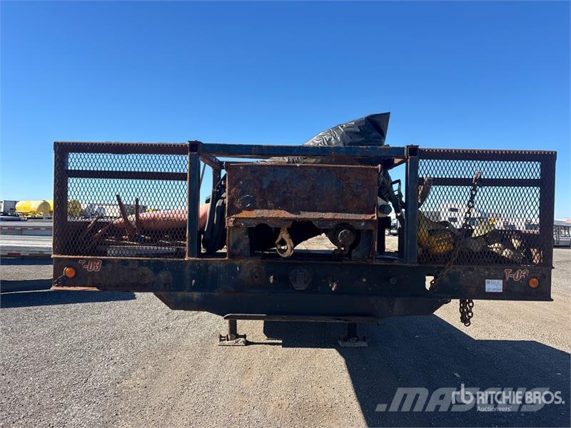  J C Trailers Quad/A Lowboy Trailer لوادر منخفضة