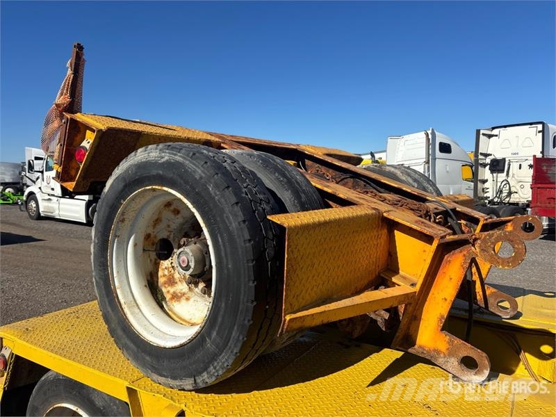  J C Trailers TGN Tri/A Removable Gooseneck Lowboy  Niski utovarivači